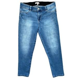 Juicy Couture Jegging Capris Pants Skinny Jean Stretch Style